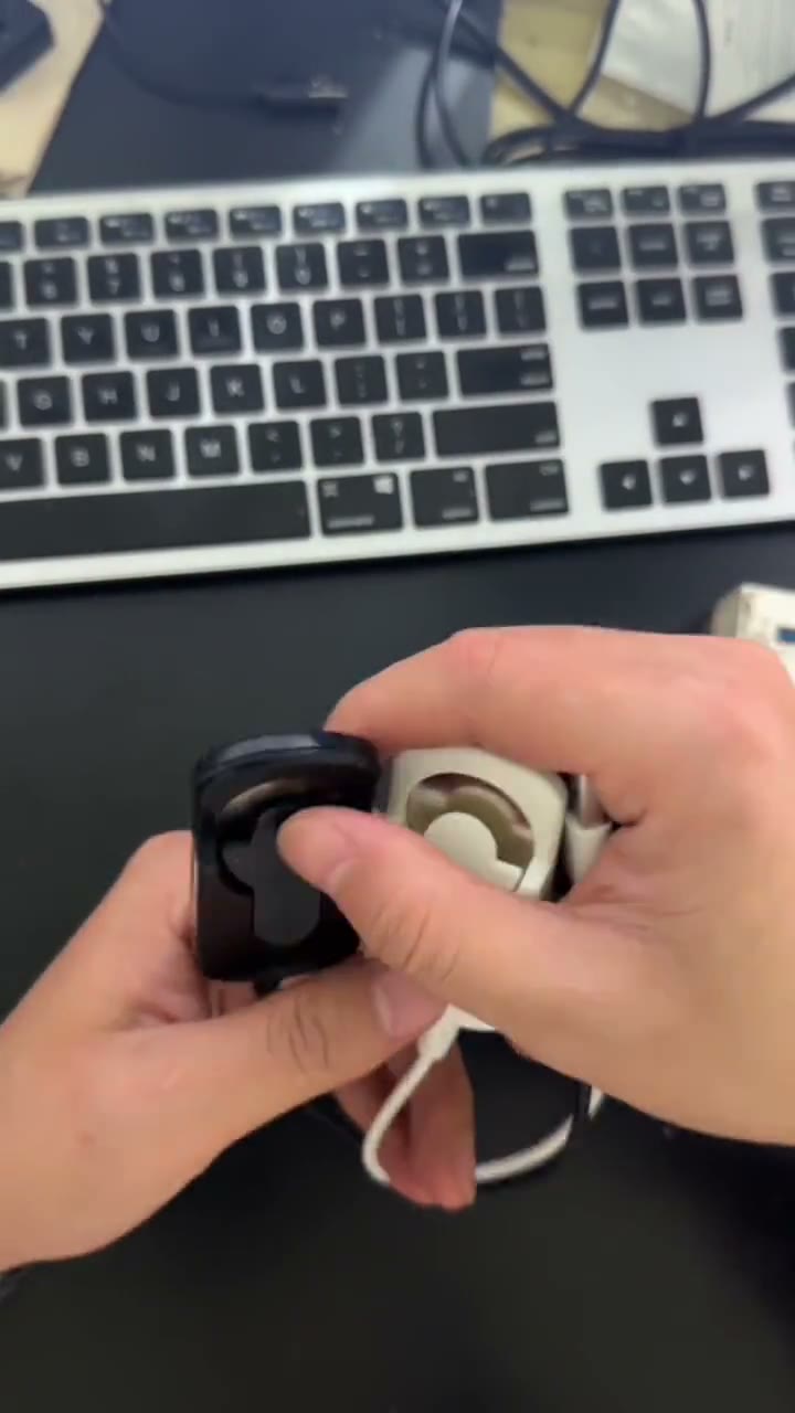 Black and white clip chargers: portable USB overview